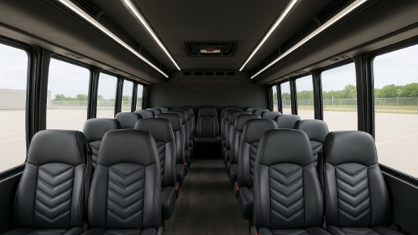 la crosse 15 passenger minibus rental