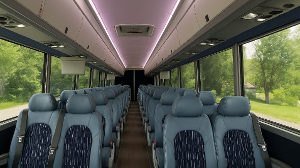 la crosse 28 passenger minibus rental