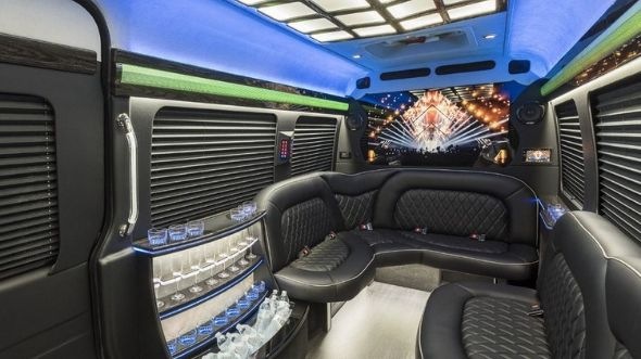 la crosse sprinter limo rental rental