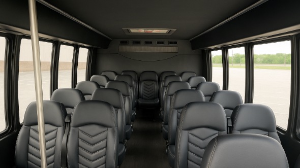minneapolis 28 passenger minibus